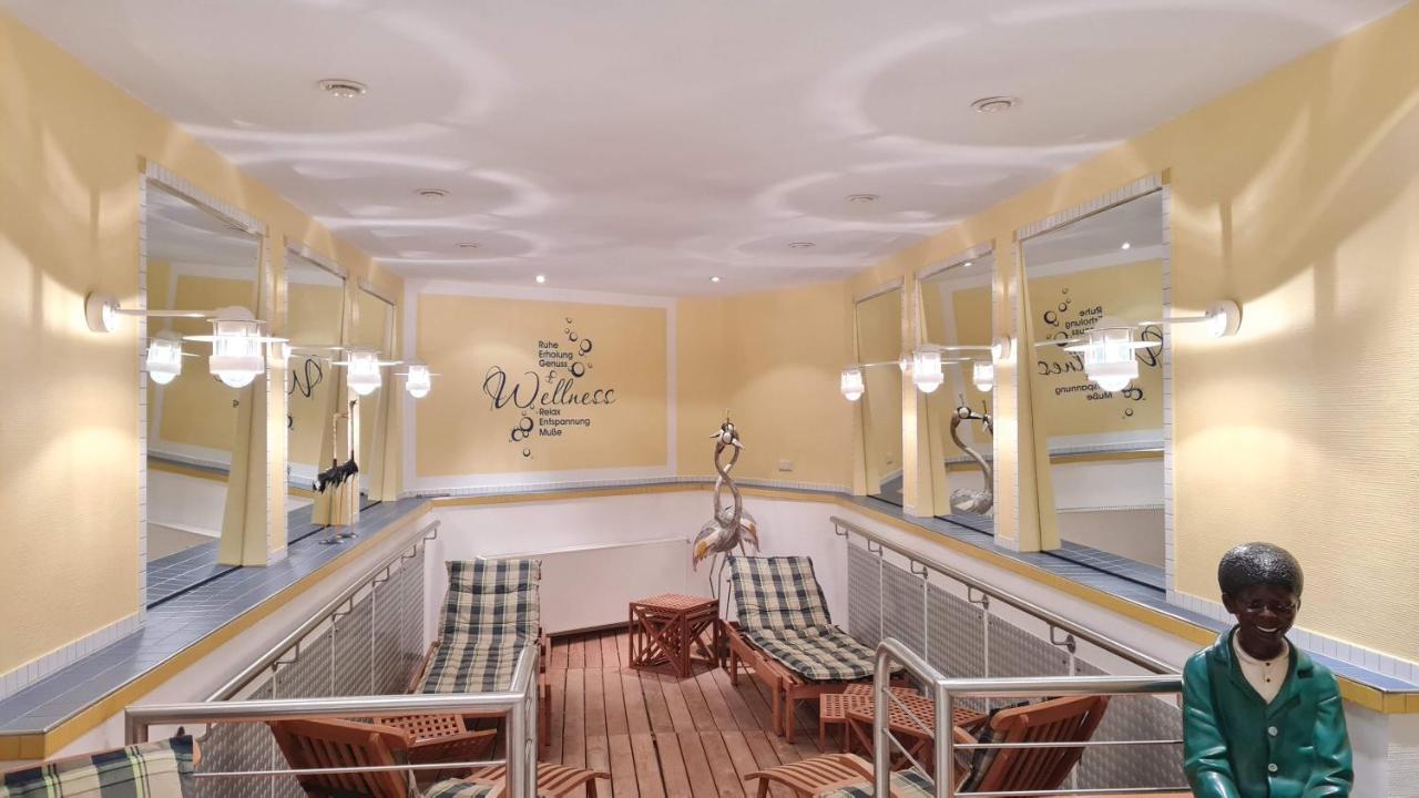 Hotel Zur Post Waldbreitbach Екстер'єр фото
