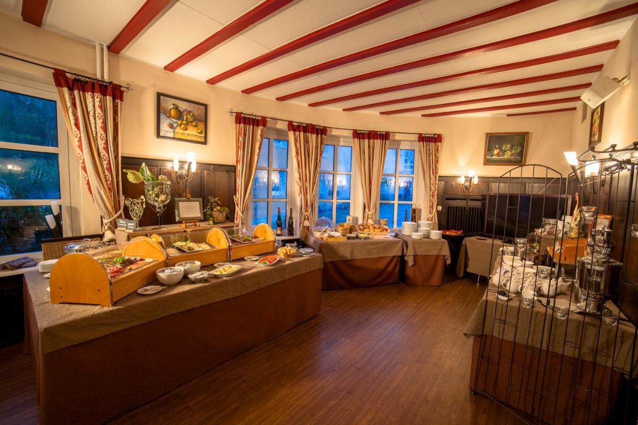 Hotel Zur Post Waldbreitbach Екстер'єр фото