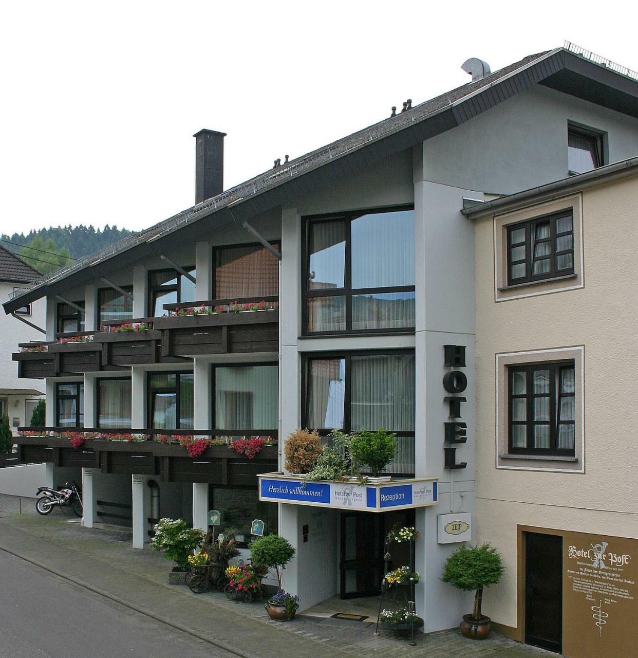 Hotel Zur Post Waldbreitbach Екстер'єр фото